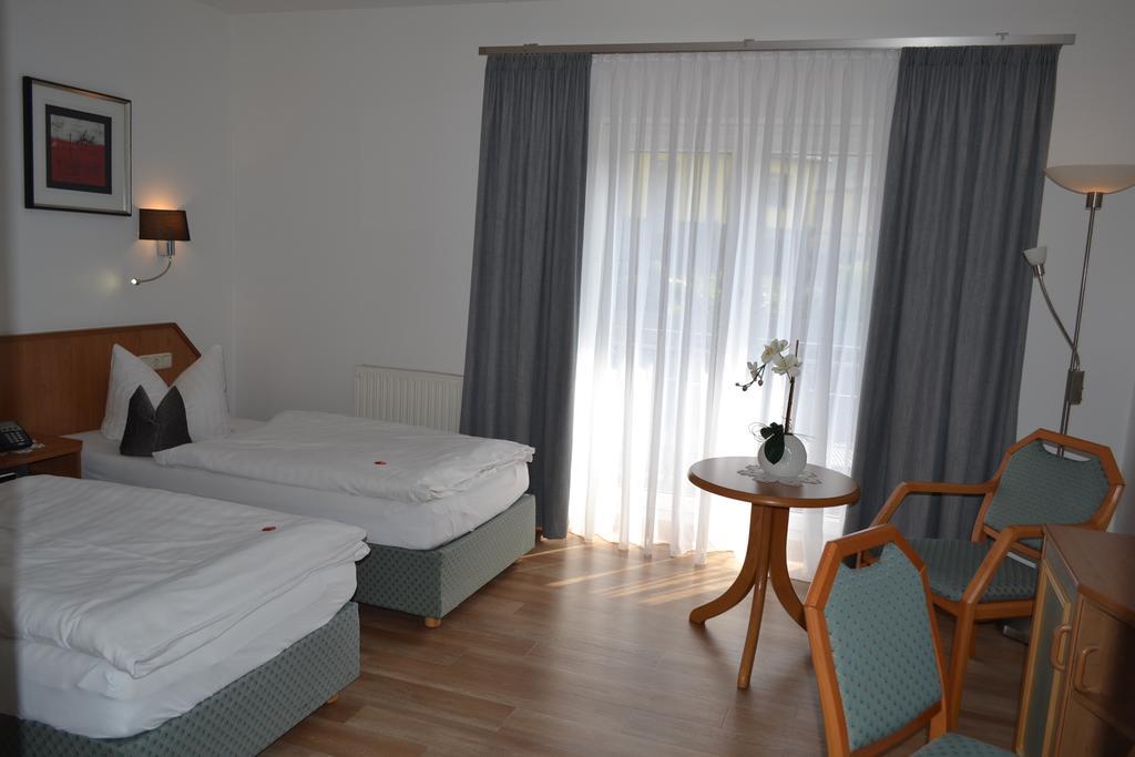 Hotel & Restaurant Zur Linde Freital Exteriér fotografie